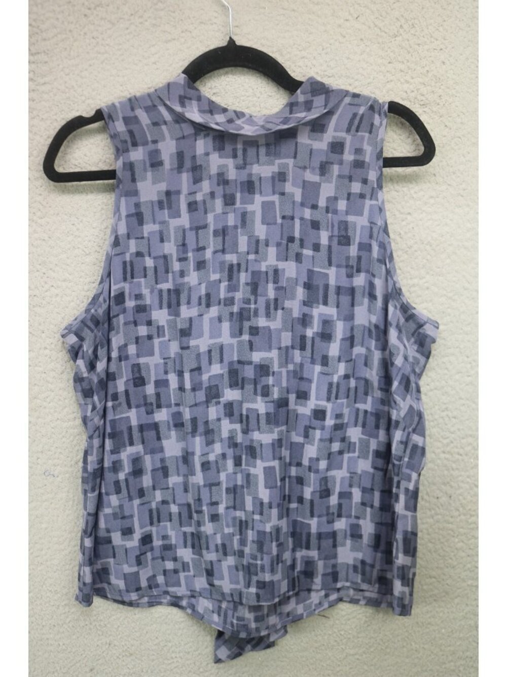 Jones New York Sleeveless Back Tie Blouse-100% Silk-Size 14-Office-Business